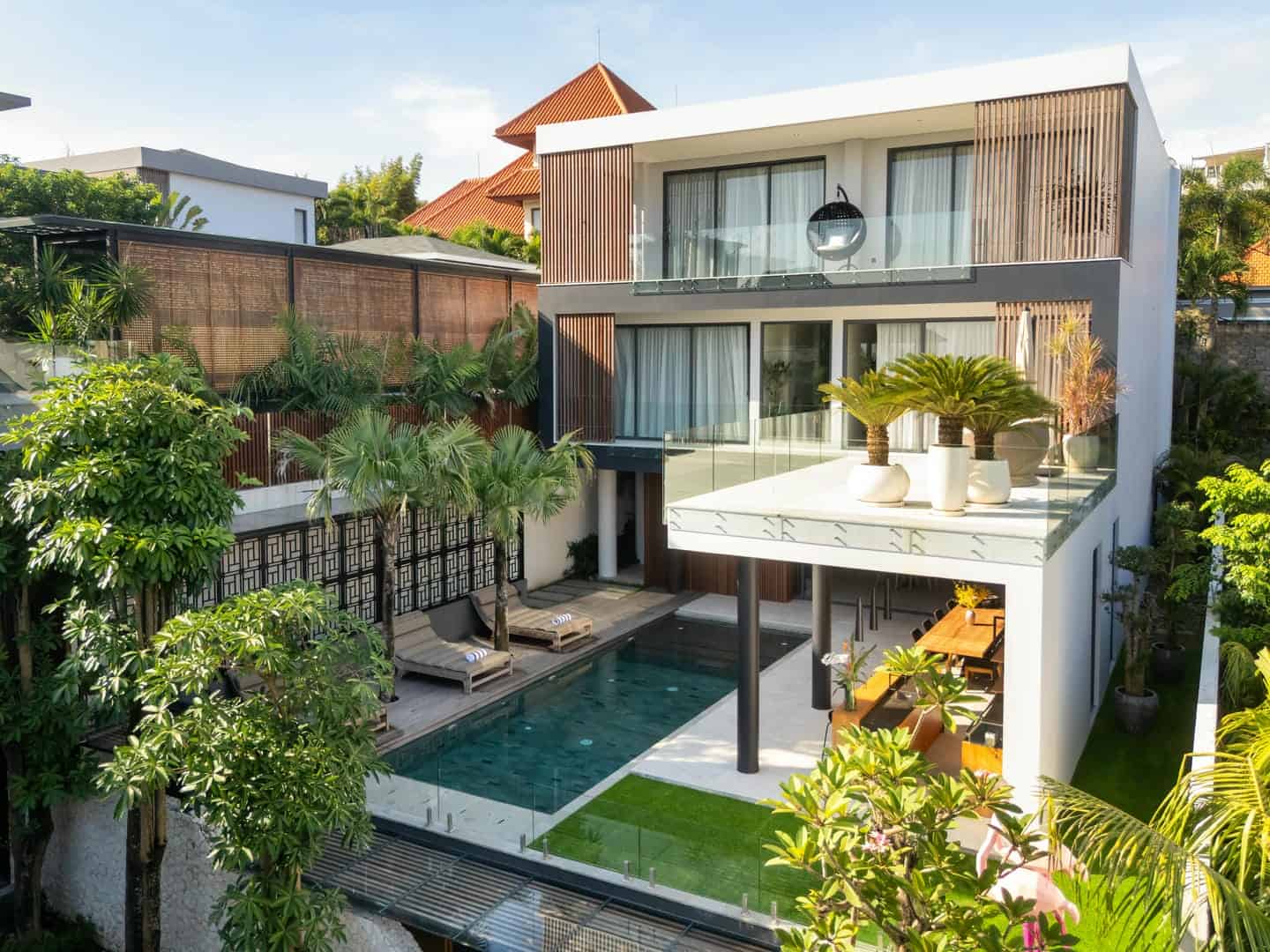 OCEAN VIEW 4 BEDROOM FREEHOLD VILLA FOR SALE IN UNGASAN BE-2170