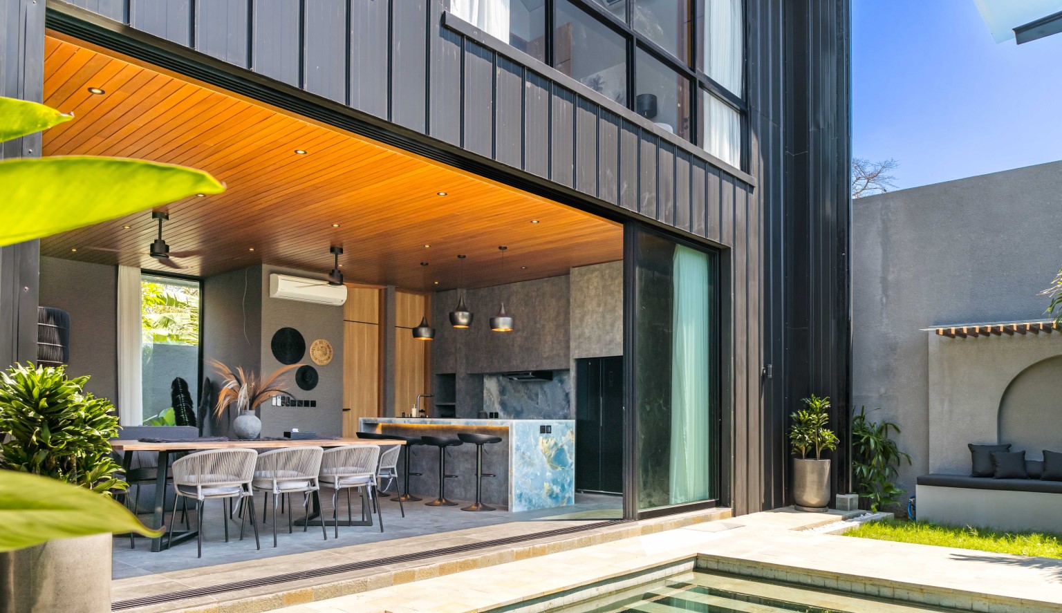 Brand new 3 Bedroom Modern Villa For sale in Munggu - RF6720